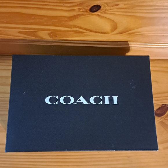 New COACH Disney World Sport Slide 50th Anniversary Size 8B Ice Purple - Picture 3 of 9